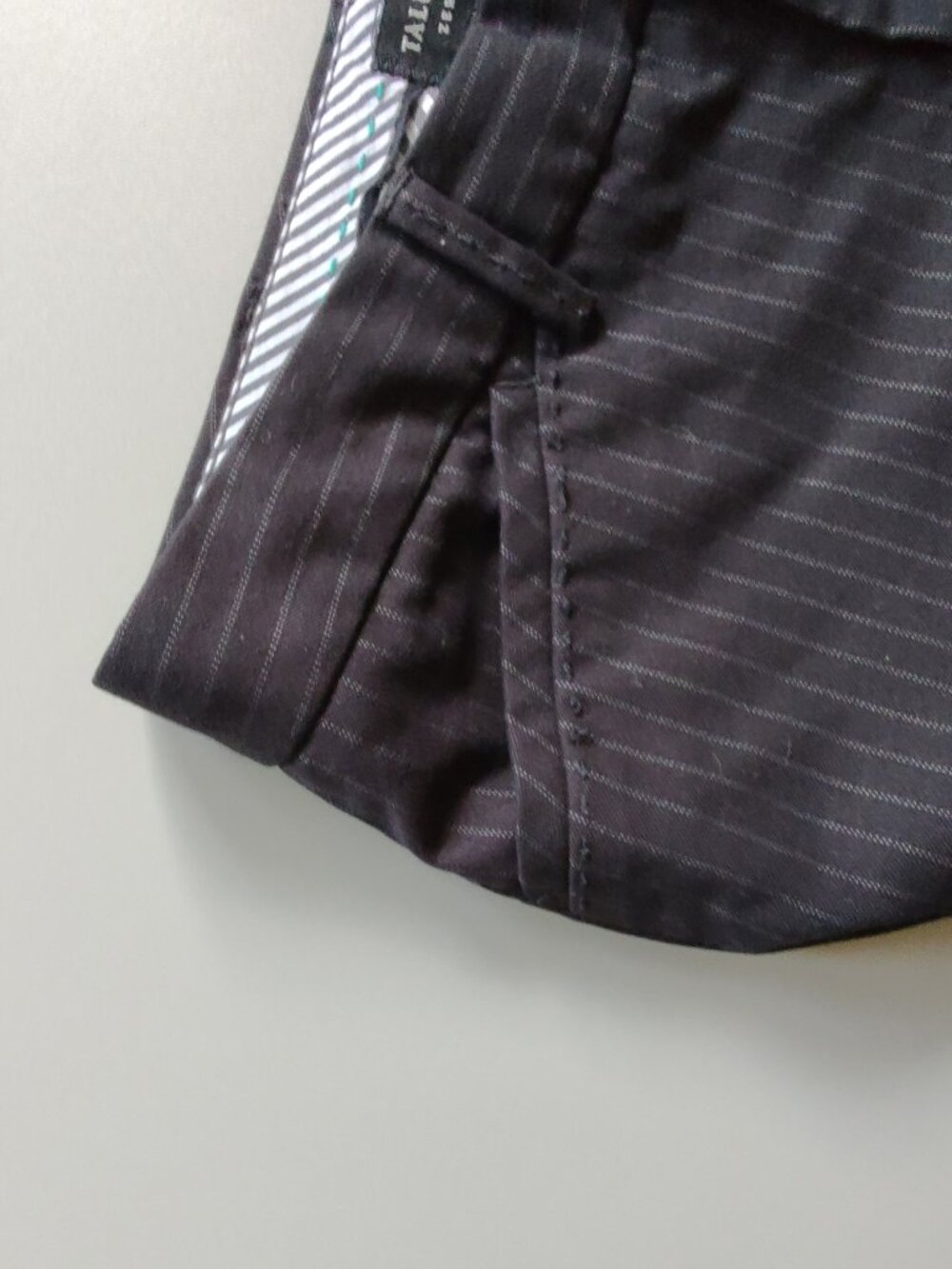 Talula women's dress trousers with stripes size 0 grey color stretch - Picture 9 of 14